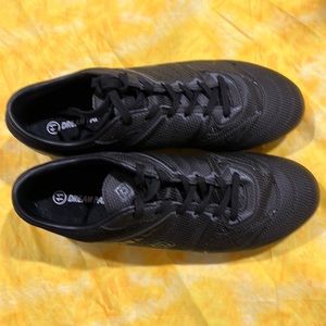 Dream Pairs Men’s Cleats Football/Soccer Size 11
